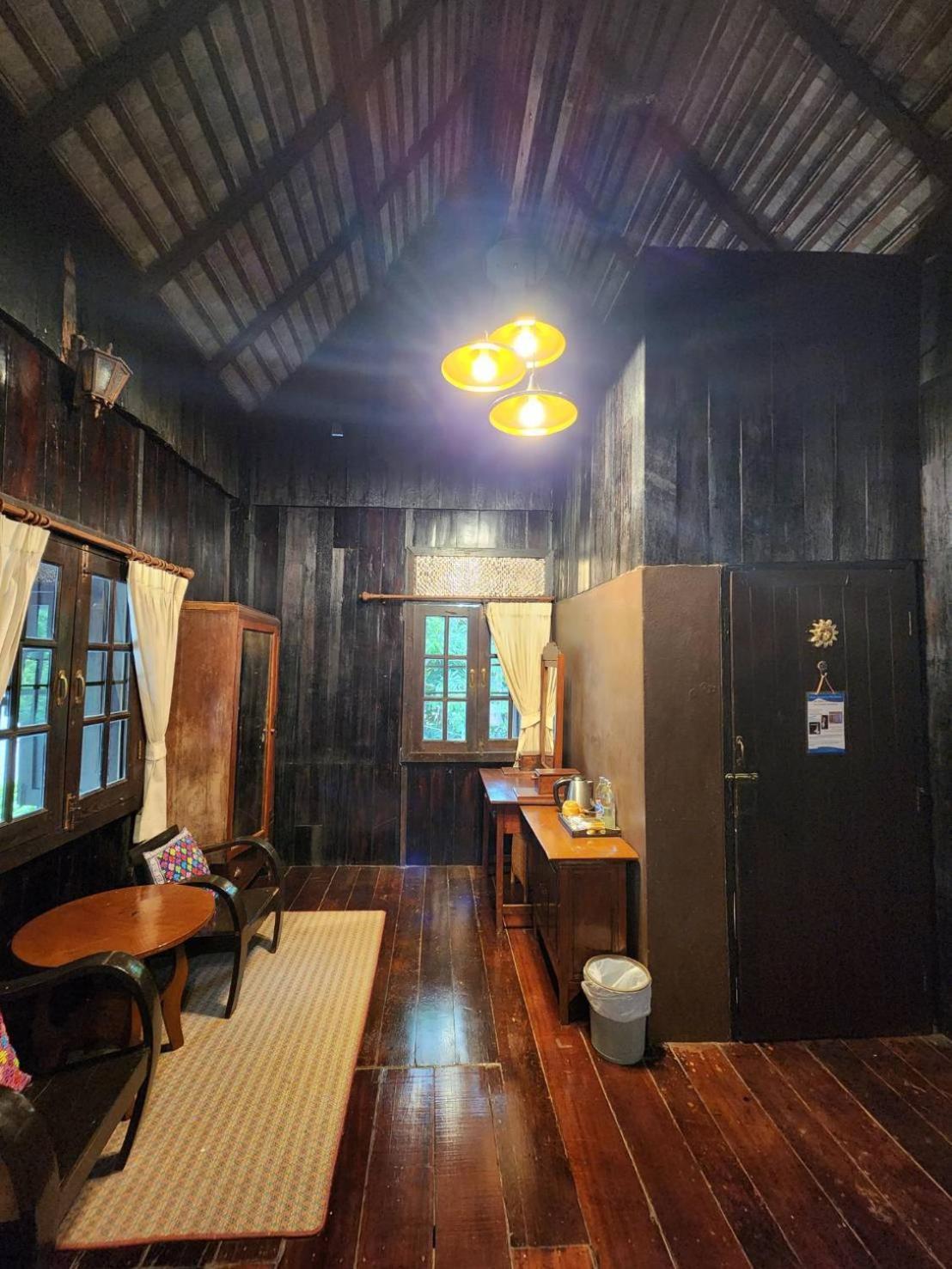 Club One Seven Gaymen Chiang Mai Ξενοδοχείο Εξωτερικό φωτογραφία