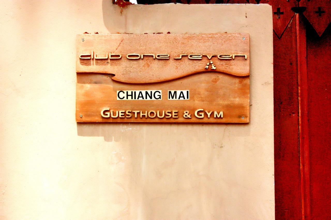 Club One Seven Gaymen Chiang Mai Ξενοδοχείο Εξωτερικό φωτογραφία